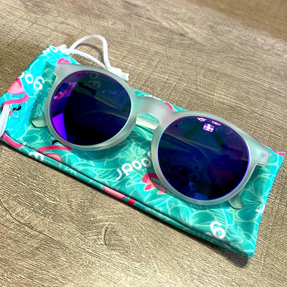 Goodr shades 😎